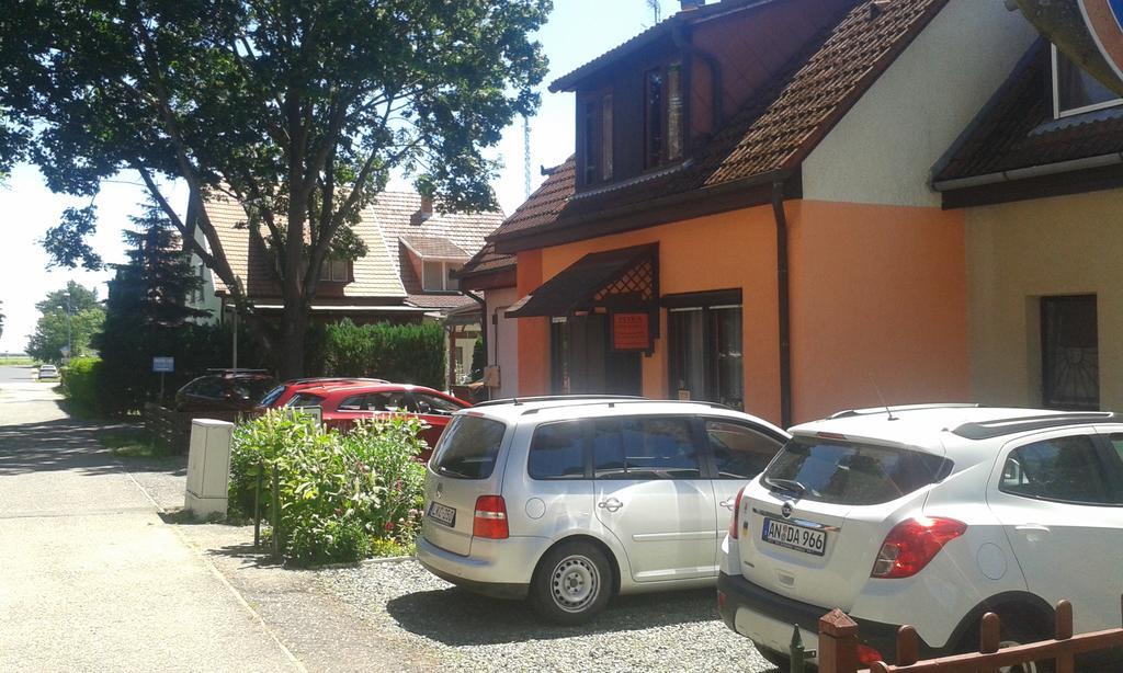Petra Vendégház Buk Exterior foto